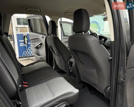 Серый Форд Эскейп, объемом двигателя 2.5 л и пробегом 148 тыс. км за 13500 $, фото 23 на Automoto.ua