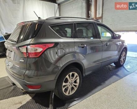 Сірий Форд Ескейп, об'ємом двигуна 1.5 л та пробігом 144 тис. км за 1400 $, фото 2 на Automoto.ua