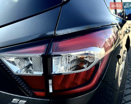 Серый Форд Эскейп, объемом двигателя 1.5 л и пробегом 143 тыс. км за 10999 $, фото 11 на Automoto.ua