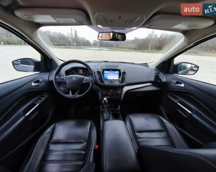 Серый Форд Эскейп, объемом двигателя 0 л и пробегом 122 тыс. км за 13500 $, фото 8 на Automoto.ua