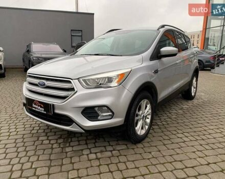 Серый Форд Эскейп, объемом двигателя 1.5 л и пробегом 71 тыс. км за 14600 $, фото 2 на Automoto.ua