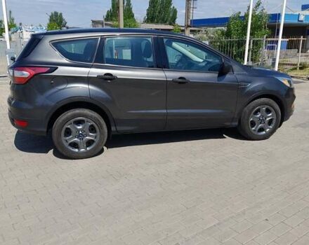 Серый Форд Эскейп, объемом двигателя 2.5 л и пробегом 229 тыс. км за 13300 $, фото 8 на Automoto.ua