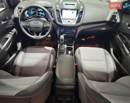 Сірий Форд Ескейп, об'ємом двигуна 1.5 л та пробігом 144 тис. км за 1400 $, фото 7 на Automoto.ua