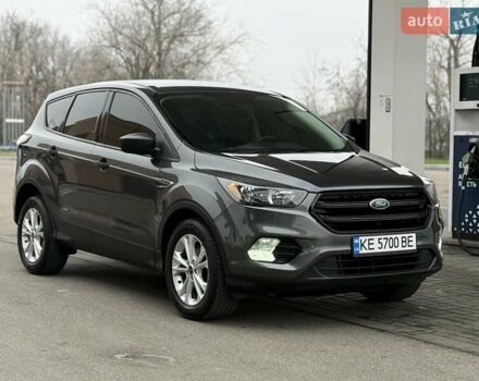 Серый Форд Эскейп, объемом двигателя 2.5 л и пробегом 148 тыс. км за 13500 $, фото 6 на Automoto.ua