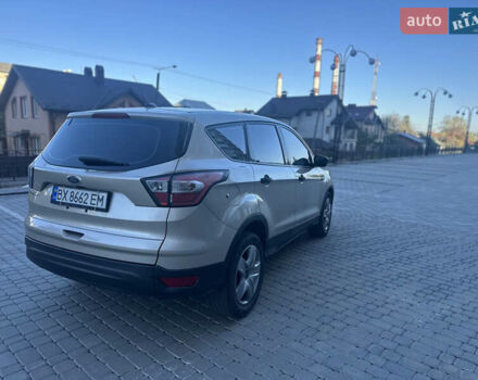 Серый Форд Эскейп, объемом двигателя 2.5 л и пробегом 99 тыс. км за 13500 $, фото 5 на Automoto.ua
