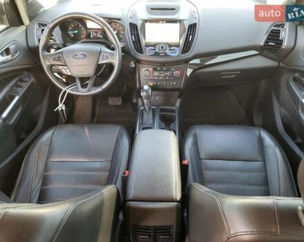 Серый Форд Эскейп, объемом двигателя 2 л и пробегом 124 тыс. км за 2100 $, фото 7 на Automoto.ua