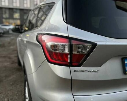 Серый Форд Эскейп, объемом двигателя 1.5 л и пробегом 190 тыс. км за 10700 $, фото 38 на Automoto.ua