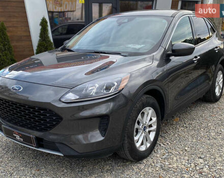 Серый Форд Эскейп, объемом двигателя 1.5 л и пробегом 108 тыс. км за 15800 $, фото 2 на Automoto.ua