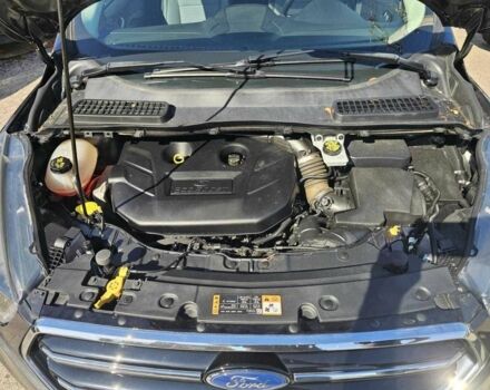 Серый Форд Эскейп, объемом двигателя 2 л и пробегом 85 тыс. км за 10184 $, фото 6 на Automoto.ua