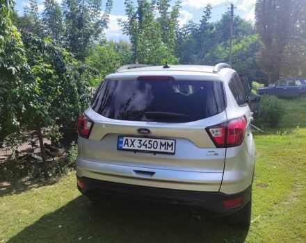 Сірий Форд Ескейп, об'ємом двигуна 1.5 л та пробігом 76 тис. км за 13000 $, фото 2 на Automoto.ua