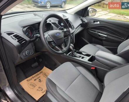 Серый Форд Эскейп, объемом двигателя 1.5 л и пробегом 138 тыс. км за 13500 $, фото 4 на Automoto.ua