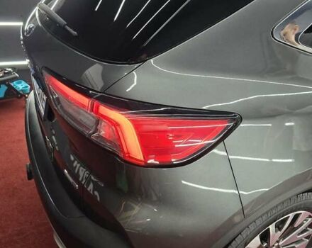 Серый Форд Эскейп, объемом двигателя 2 л и пробегом 137 тыс. км за 18450 $, фото 21 на Automoto.ua