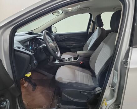 Серый Форд Эскейп, объемом двигателя 0 л и пробегом 132 тыс. км за 11500 $, фото 3 на Automoto.ua