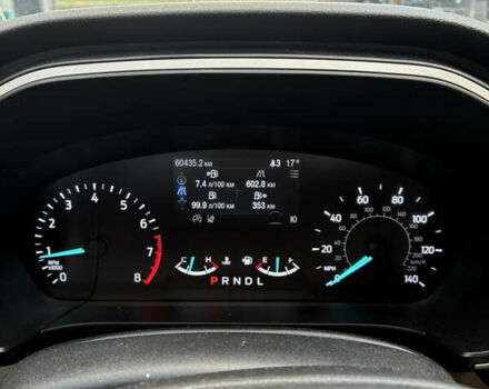 Сірий Форд Ескейп, об'ємом двигуна 1.5 л та пробігом 64 тис. км за 16550 $, фото 3 на Automoto.ua