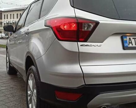 Серый Форд Эскейп, объемом двигателя 1.5 л и пробегом 29 тыс. км за 13800 $, фото 18 на Automoto.ua