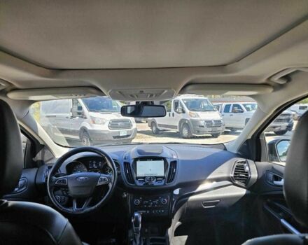 Серый Форд Эскейп, объемом двигателя 2 л и пробегом 85 тыс. км за 10184 $, фото 7 на Automoto.ua