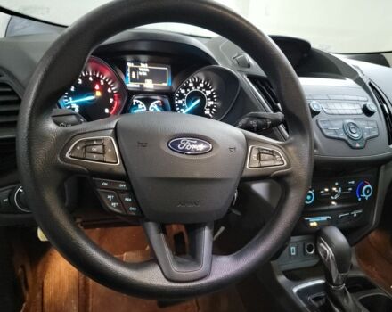 Серый Форд Эскейп, объемом двигателя 0 л и пробегом 132 тыс. км за 11500 $, фото 15 на Automoto.ua