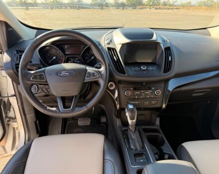 Серый Форд Эскейп, объемом двигателя 1.5 л и пробегом 107 тыс. км за 14800 $, фото 13 на Automoto.ua