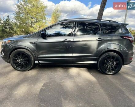 Серый Форд Эскейп, объемом двигателя 2.5 л и пробегом 54 тыс. км за 16800 $, фото 7 на Automoto.ua