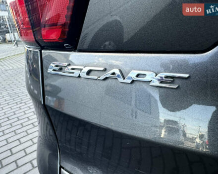 Сірий Форд Ескейп, об'ємом двигуна 1.5 л та пробігом 230 тис. км за 9699 $, фото 7 на Automoto.ua