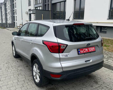 Серый Форд Эскейп, объемом двигателя 2.5 л и пробегом 81 тыс. км за 14600 $, фото 3 на Automoto.ua
