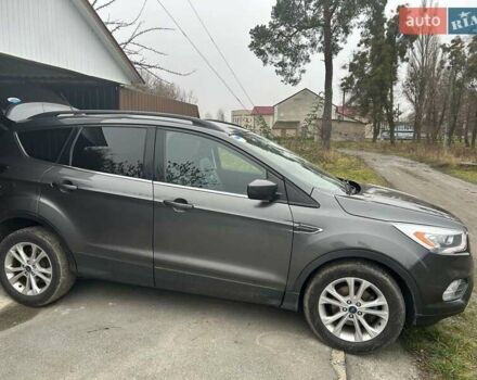 Сірий Форд Ескейп, об'ємом двигуна 1.5 л та пробігом 100 тис. км за 15500 $, фото 5 на Automoto.ua