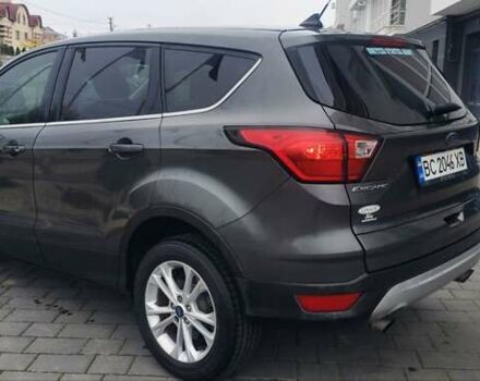 Серый Форд Эскейп, объемом двигателя 1.5 л и пробегом 168 тыс. км за 12300 $, фото 2 на Automoto.ua