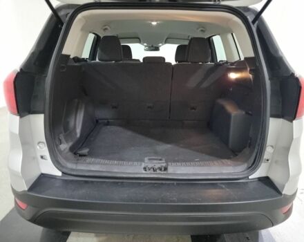 Серый Форд Эскейп, объемом двигателя 0 л и пробегом 132 тыс. км за 11500 $, фото 4 на Automoto.ua