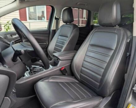 Сірий Форд Ескейп, об'ємом двигуна 1.5 л та пробігом 35 тис. км за 6000 $, фото 7 на Automoto.ua