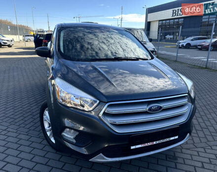 Сірий Форд Ескейп, об'ємом двигуна 1.5 л та пробігом 230 тис. км за 9699 $, фото 5 на Automoto.ua