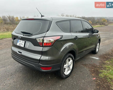 Серый Форд Эскейп, объемом двигателя 2.49 л и пробегом 123 тыс. км за 18000 $, фото 4 на Automoto.ua