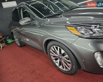 Серый Форд Эскейп, объемом двигателя 2 л и пробегом 137 тыс. км за 18450 $, фото 15 на Automoto.ua