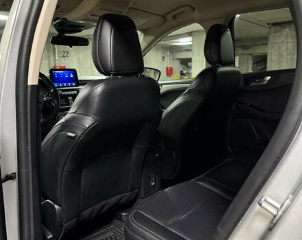 Серый Форд Эскейп, объемом двигателя 1.5 л и пробегом 244 тыс. км за 12500 $, фото 25 на Automoto.ua