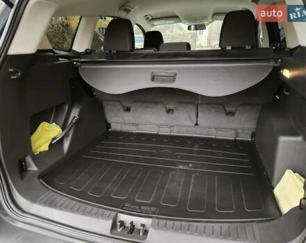 Серый Форд Эскейп, объемом двигателя 2.5 л и пробегом 45 тыс. км за 15200 $, фото 9 на Automoto.ua