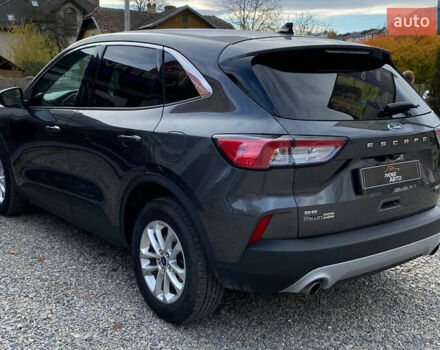 Серый Форд Эскейп, объемом двигателя 1.5 л и пробегом 108 тыс. км за 15800 $, фото 5 на Automoto.ua
