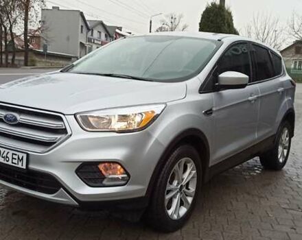 Серый Форд Эскейп, объемом двигателя 1.5 л и пробегом 29 тыс. км за 13800 $, фото 1 на Automoto.ua