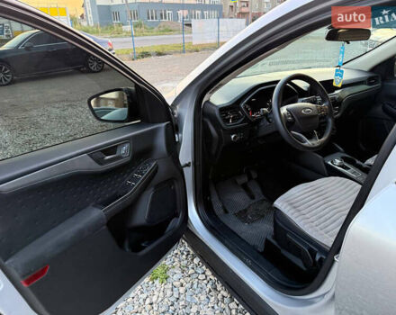 Серый Форд Эскейп, объемом двигателя 1.5 л и пробегом 128 тыс. км за 16200 $, фото 13 на Automoto.ua