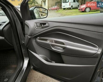 Серый Форд Эскейп, объемом двигателя 2.5 л и пробегом 45 тыс. км за 15200 $, фото 14 на Automoto.ua