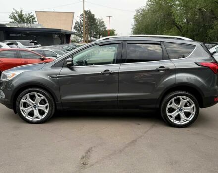 Сірий Форд Ескейп, об'ємом двигуна 2 л та пробігом 32 тис. км за 12400 $, фото 3 на Automoto.ua
