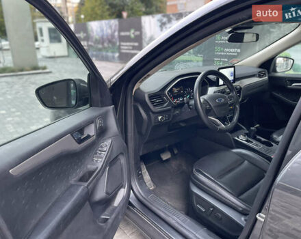 Серый Форд Эскейп, объемом двигателя 1.5 л и пробегом 144 тыс. км за 17500 $, фото 12 на Automoto.ua