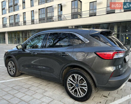 Сірий Форд Ескейп, об'ємом двигуна 2 л та пробігом 105 тис. км за 18950 $, фото 8 на Automoto.ua