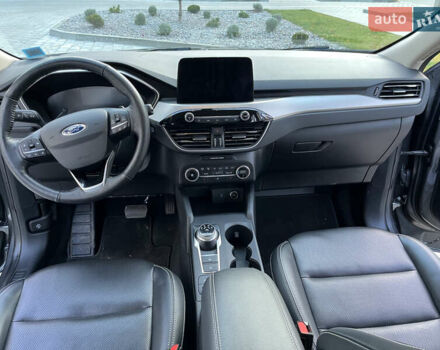 Сірий Форд Ескейп, об'ємом двигуна 2 л та пробігом 105 тис. км за 18950 $, фото 41 на Automoto.ua