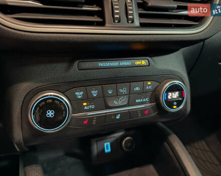 Серый Форд Эскейп, объемом двигателя 1.5 л и пробегом 244 тыс. км за 12100 $, фото 32 на Automoto.ua