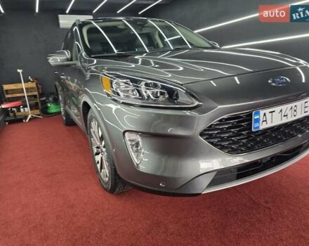 Серый Форд Эскейп, объемом двигателя 2 л и пробегом 137 тыс. км за 18450 $, фото 14 на Automoto.ua