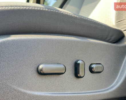 Сірий Форд Ескейп, об'ємом двигуна 1.5 л та пробігом 96 тис. км за 14999 $, фото 16 на Automoto.ua