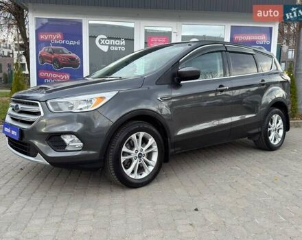 Серый Форд Эскейп, объемом двигателя 1.5 л и пробегом 156 тыс. км за 14700 $, фото 1 на Automoto.ua