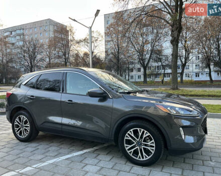 Сірий Форд Ескейп, об'ємом двигуна 2 л та пробігом 105 тис. км за 18950 $, фото 14 на Automoto.ua