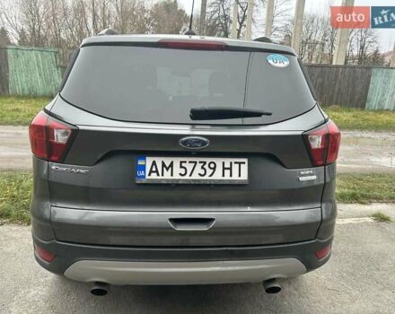 Сірий Форд Ескейп, об'ємом двигуна 1.5 л та пробігом 100 тис. км за 15500 $, фото 7 на Automoto.ua