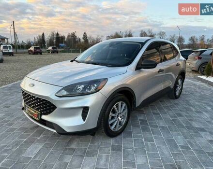 Серый Форд Эскейп, объемом двигателя 1.5 л и пробегом 128 тыс. км за 15999 $, фото 3 на Automoto.ua