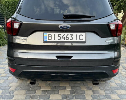 Серый Форд Эскейп, объемом двигателя 1.5 л и пробегом 79 тыс. км за 14700 $, фото 5 на Automoto.ua